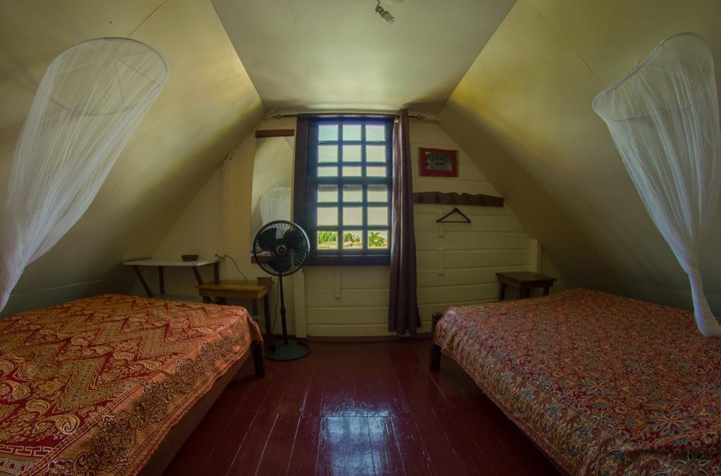Guesthouse Un Pied-A-Terre Paramaribo Exterior photo